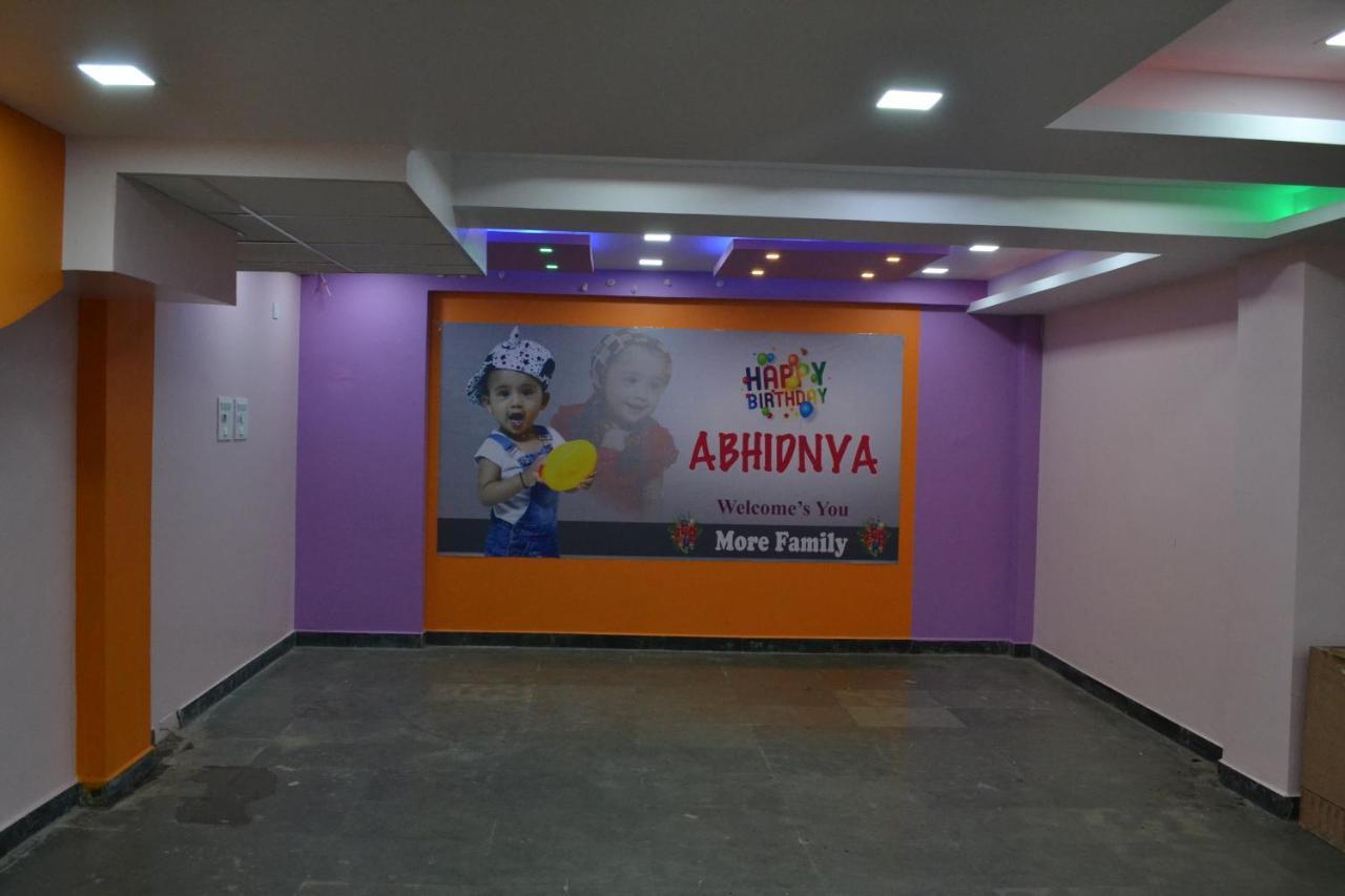 Hotel Maurya Aurangabad  Exteriör bild