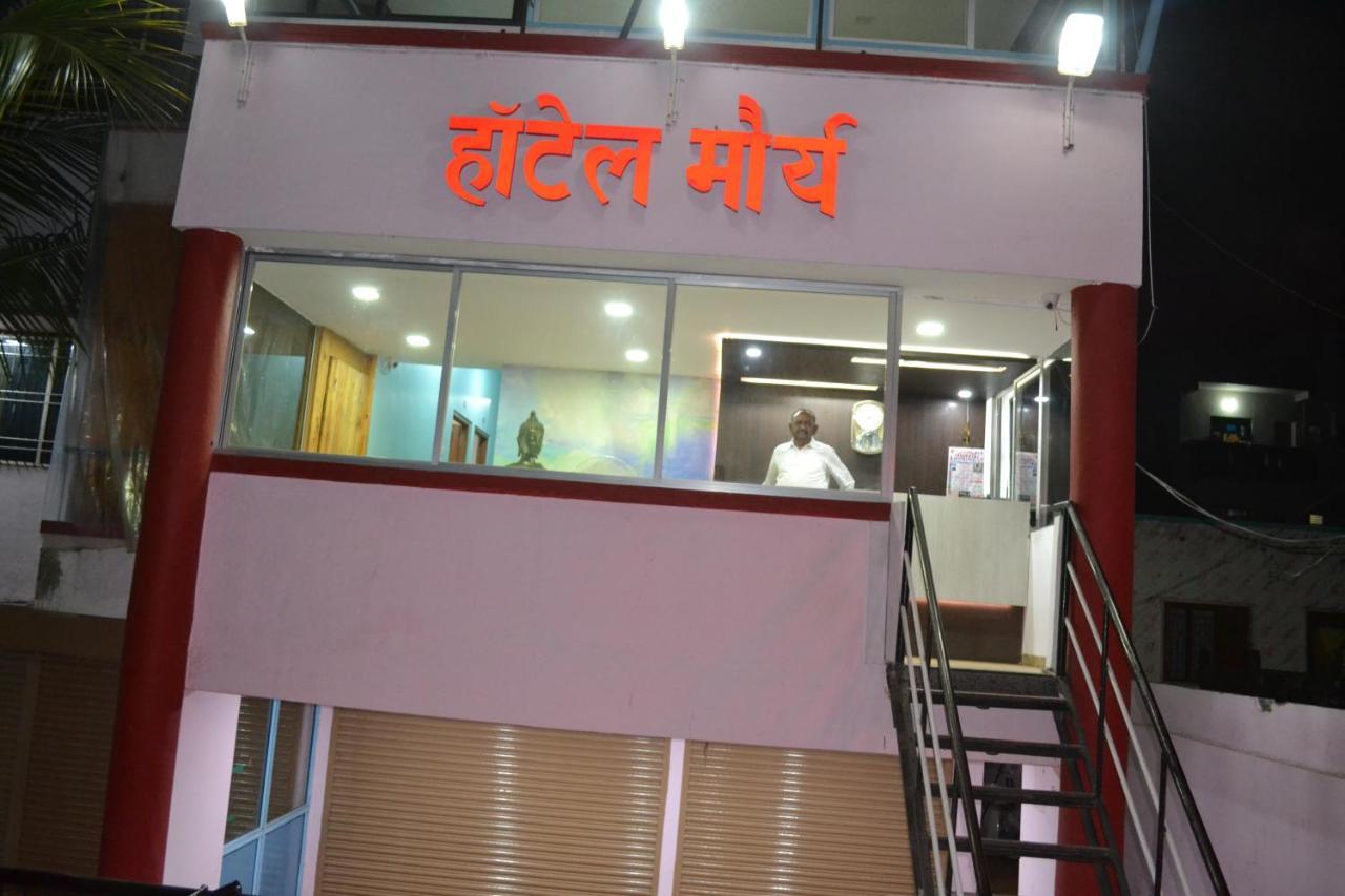 Hotel Maurya Aurangabad  Exteriör bild